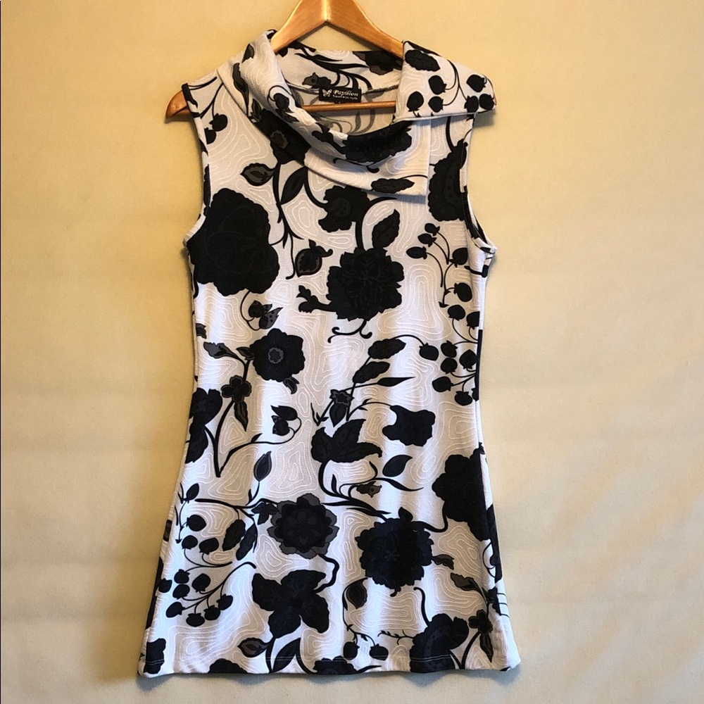 Papillon B/W Size Small Sleeveless, Asymmetrical Cowl Neckline Dress EUC #1187